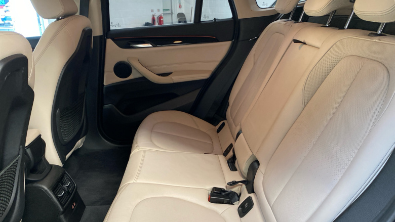 BMW X1 sDrive 20i xLine 5dr Step Auto Petrol Estate